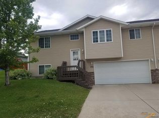 1031 Carl Ave, Rapid City, SD 57703