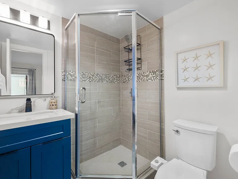 401 N Coast Hwy N #305 — Photo 35