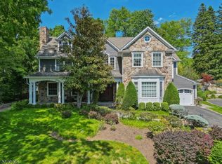 19 Hilltop Rd, Millburn Twp., NJ 07078