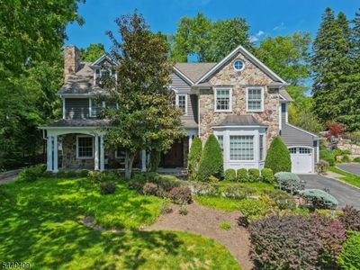 19 Hilltop Rd, Short Hills, NJ, 07078