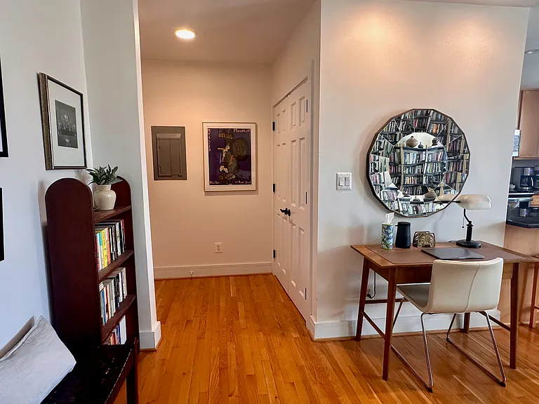 2901 16th St NW #201 — Photo 5