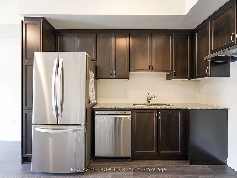1081 Danforth Rd #125 — Photo 11