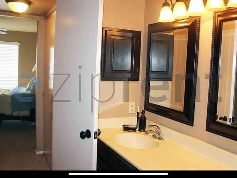 Master shared bath