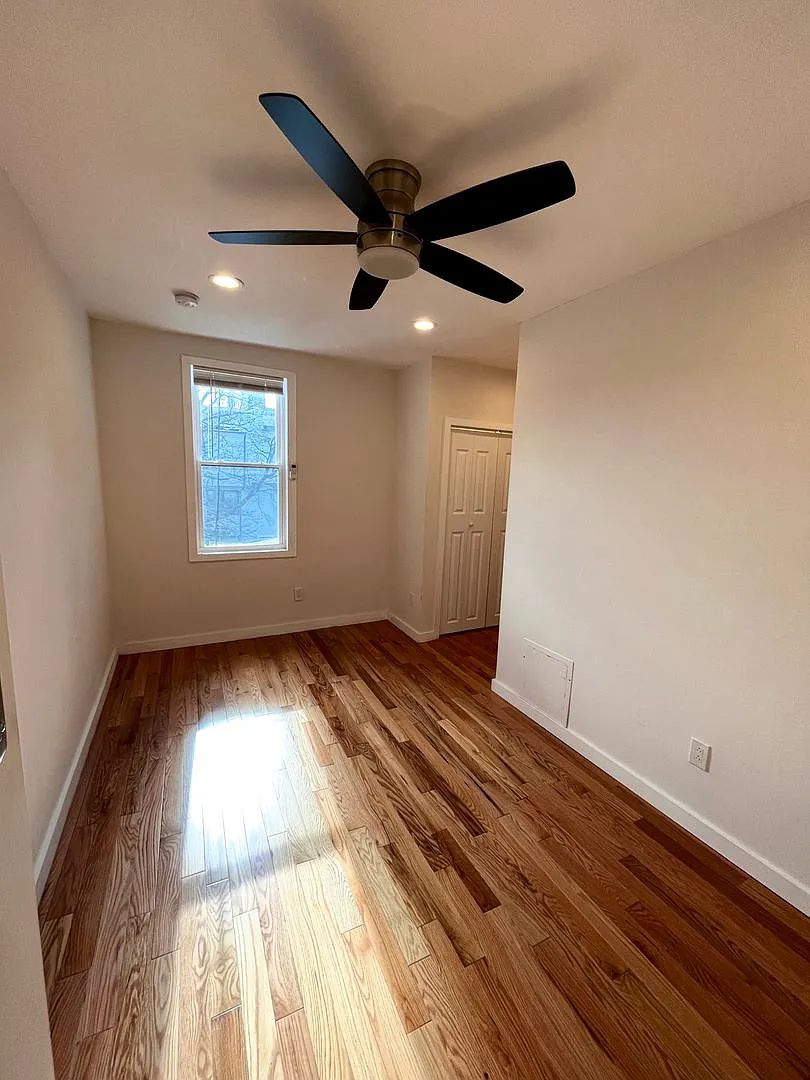 Beautiful 1 bedroom in great location in fishtown — Photo 3