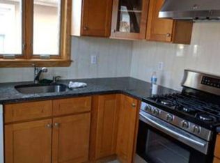 6918 230th St, Oakland Gardens, NY 11364