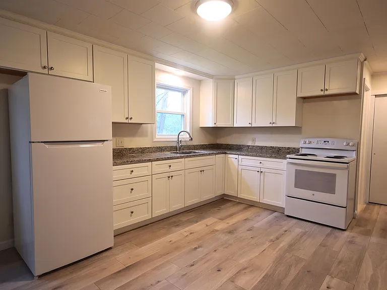 10 Patricia St #A — Photo 2
