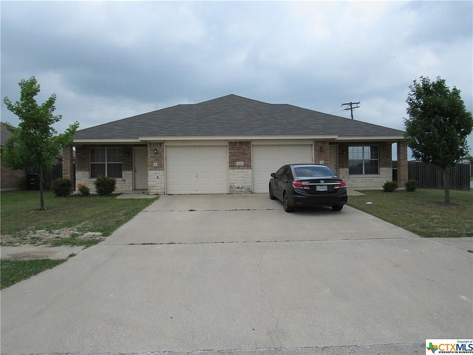 1st image of 1211 Cinch Dr APT A