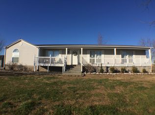 2819 State Route 1207, Utica, KY 42376