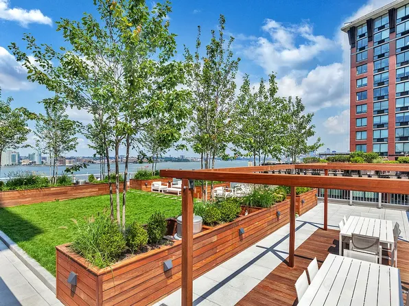 212 Warren Street image 13 of 20