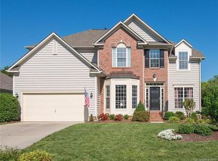 8904 Dartington Ln, Waxhaw, NC 28173