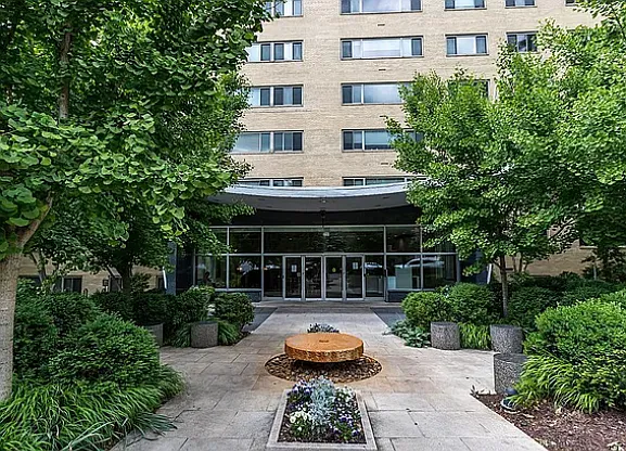 4600 Connecticut Ave NW #717 — Photo 1