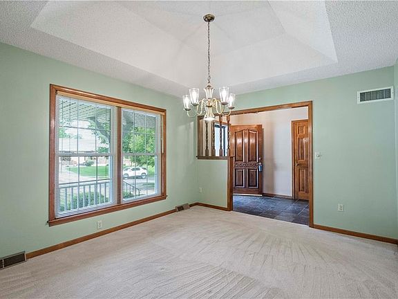 5th image of 6408 Marion Ave