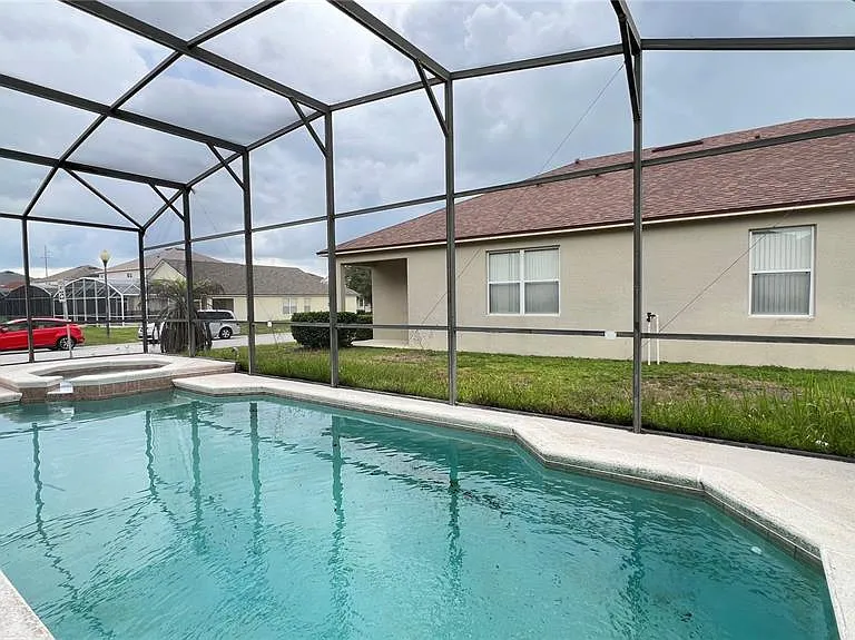 318 Sand Ridge Dr — Photo 31