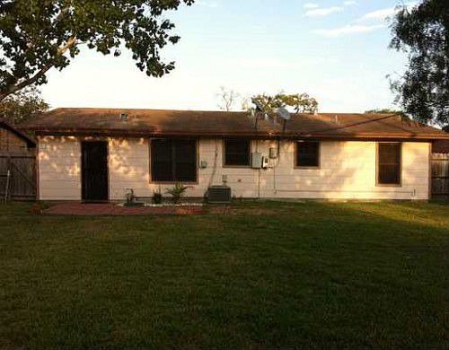 5th image of 1109 Crescent Dr