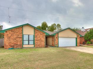 6804 Elk Canyon Rd, Oklahoma City, OK 73162