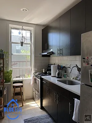 Rented by Blue Egg Realty Corp | media 25