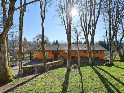 190 El Camino Real, White Salmon, WA, 98672