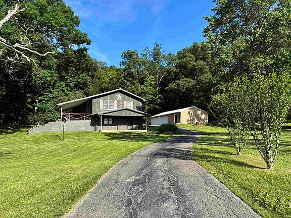 2nd image of 391 E County Road 200 Rd N
