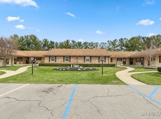 6720 N Wentward Ct, Hudsonville, MI 49426