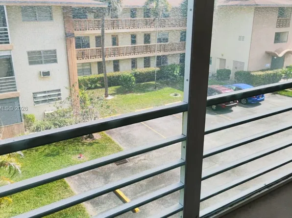 17090 NE 14th Ave APT 314, Miami, FL 33162
