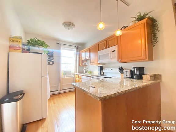 5th image of 181 Endicott St APT 5