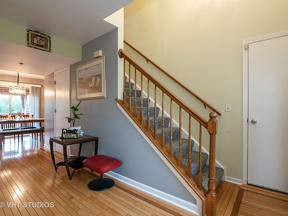 5th image of 1902 Cambridge Dr