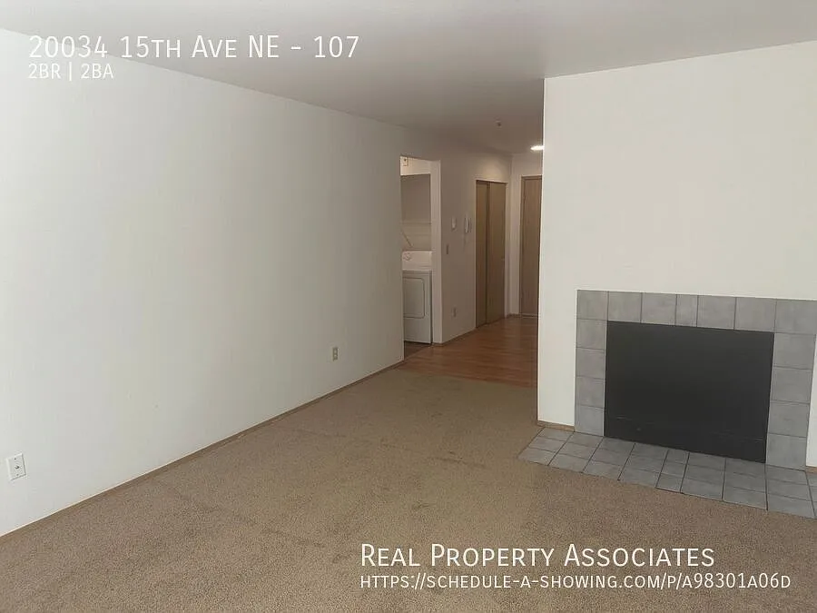 Shoreline Two Bedroom — Photo 4