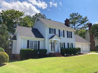 610 Oak Pointe Ct, Greenville, SC 29615