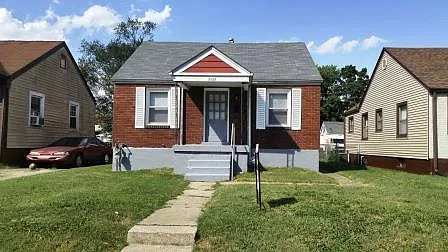 2123 Dixdale Ave — Photo 1