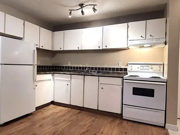 2nd image of 5812 57th Ave #104