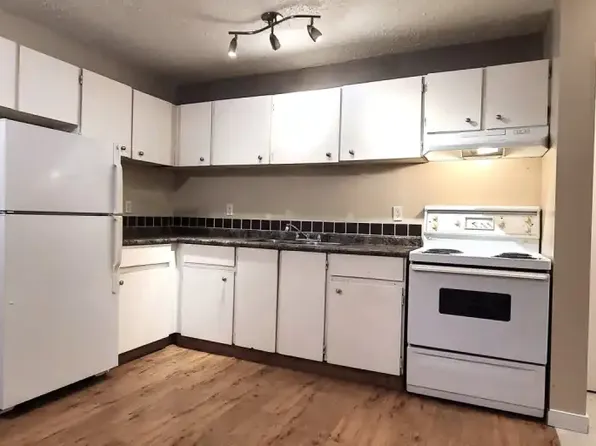 5812 57th Ave #104, Red Deer, AB T4N 4S4
