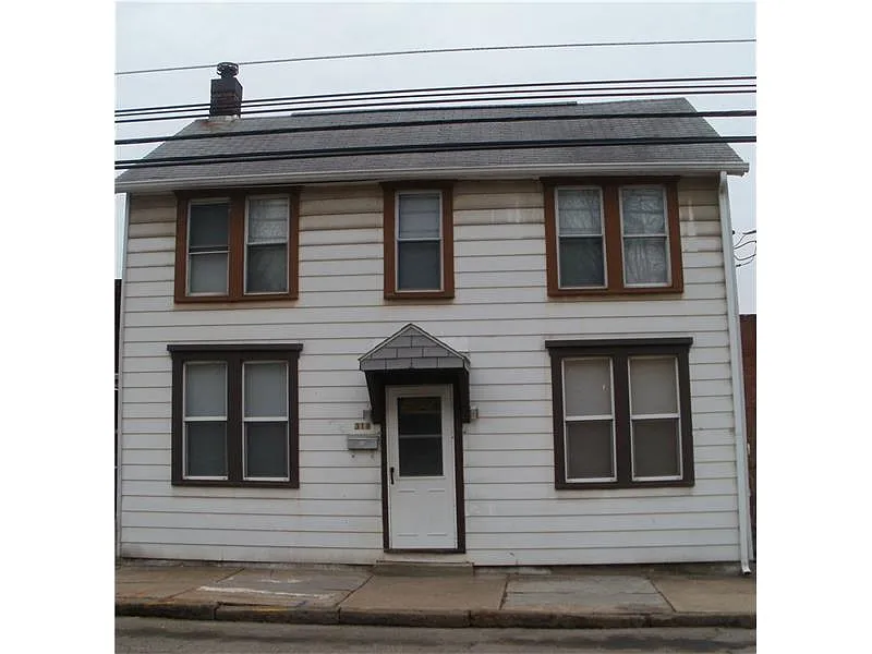 318 E 7th Ave photo 1