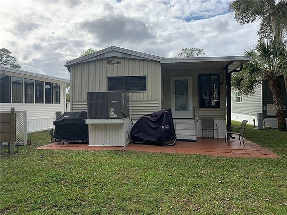 3rd image of 108 Bainbridge Dr