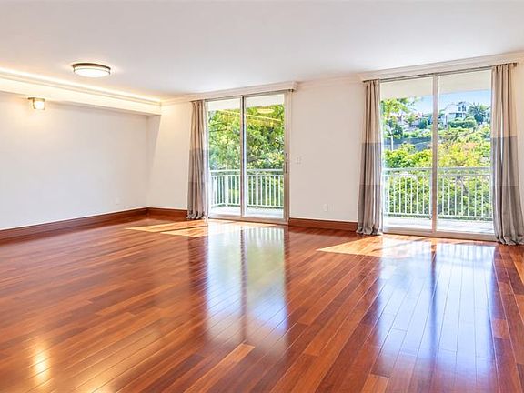 3rd image of 1055 River Road #302