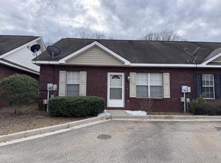 242 Katelyn Cir, Warner Robins, GA 31088