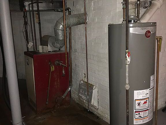 5th image of 665 W Exchange St #6-8