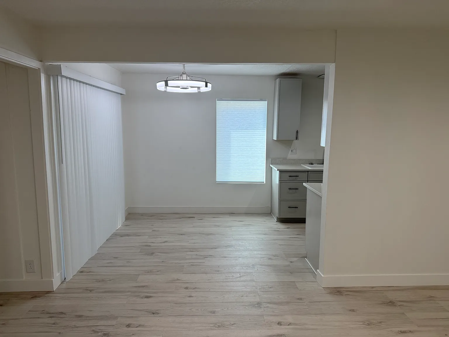 1 bed, 682 sqft, $2,250 — Photo 4
