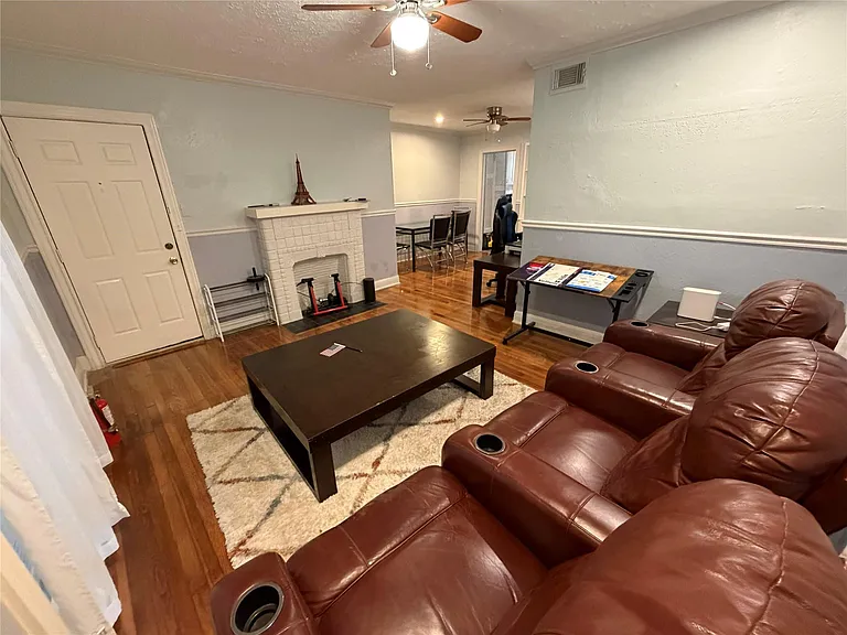1109 Autrey St #1 — Photo 10