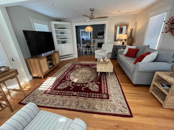 220 Narragansett Ave #Id1325589p
