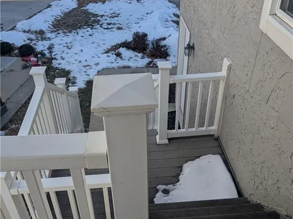 15603 W 90th St, Lenexa, KS 66219