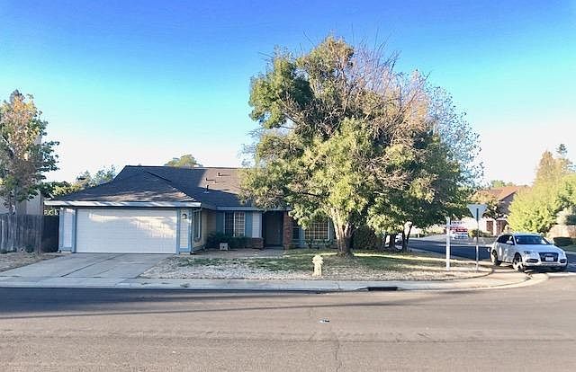 1st image of 1422 Everett Way