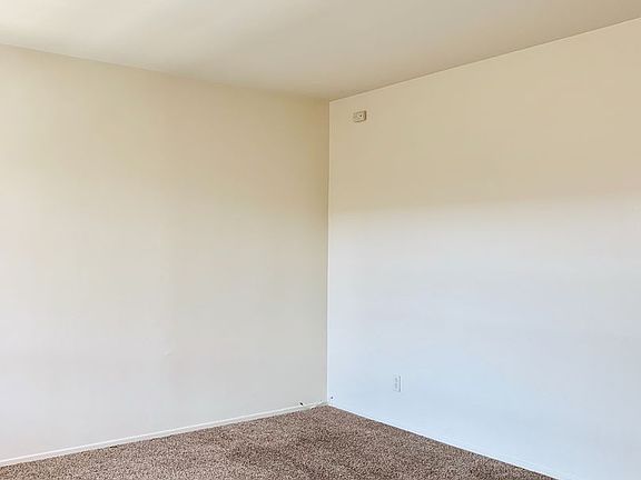 5th image of 1202-1206 E Stafford St #1206-C