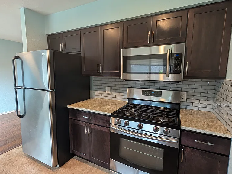 465 Alta Vista Pl — Photo 11