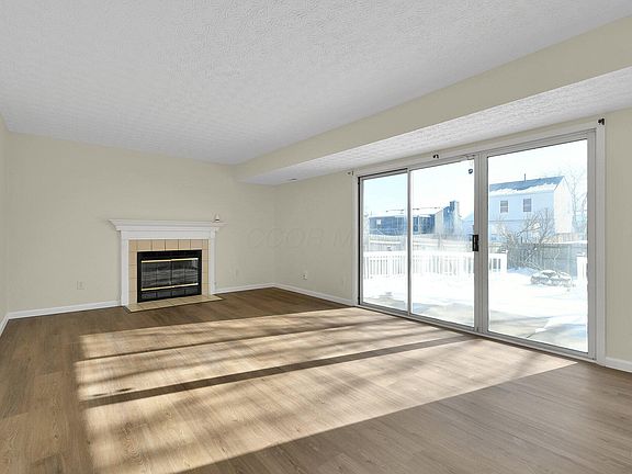 3rd image of 6871 Bennell Dr