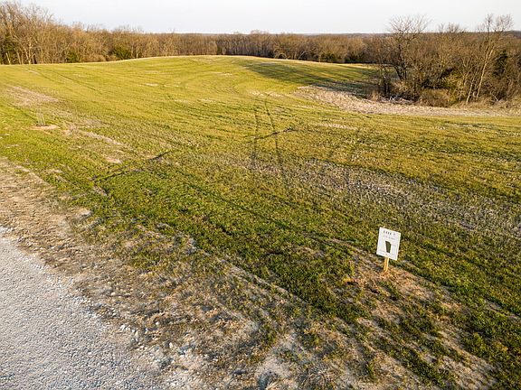 5th image of 7 W Mariposa Ridge Rd