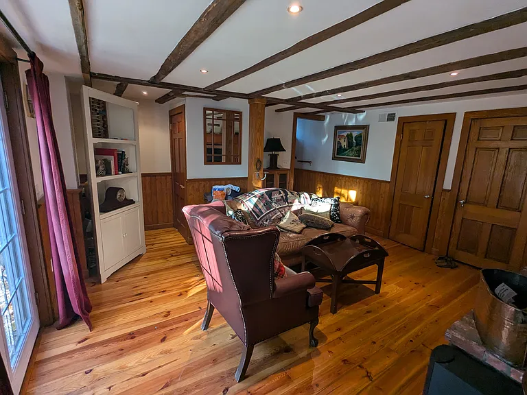 49 Hollow Tree Ridge Rd — Photo 18
