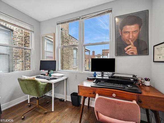 5th image of 1005 N California Ave #3