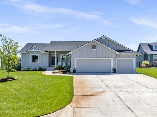 4527 N Sunny Cir, Wichita, KS 67205