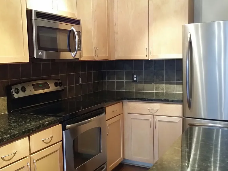 3000 Vanderbilt Pl #231 — Photo 21