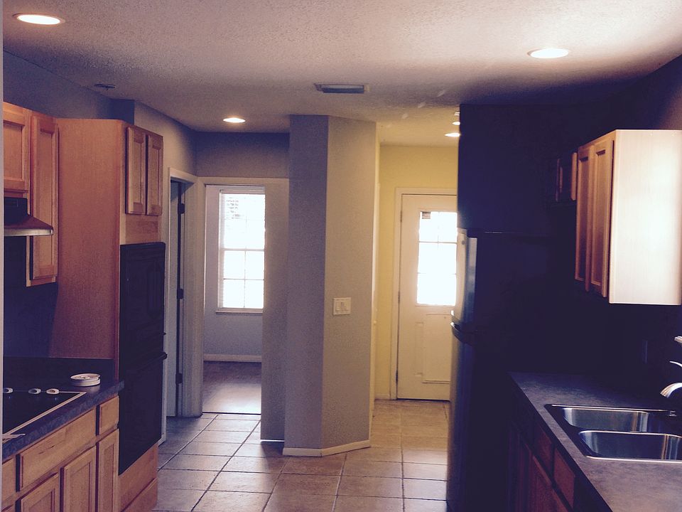 1st image of 2729 Mayer St
